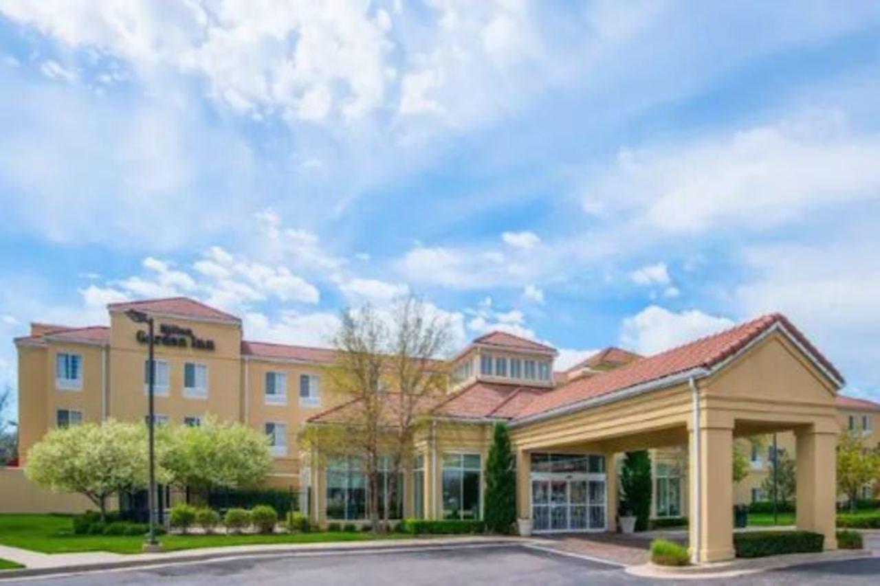 Hilton Garden Inn Wichita Exterior photo