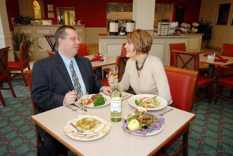 Hilton Garden Inn Wichita Restaurant photo